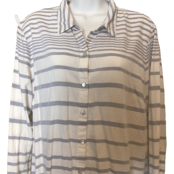 J Jill 100 %Cotton Lightweight Button Up Blouse Size Large Petite - Picture 2 of 7